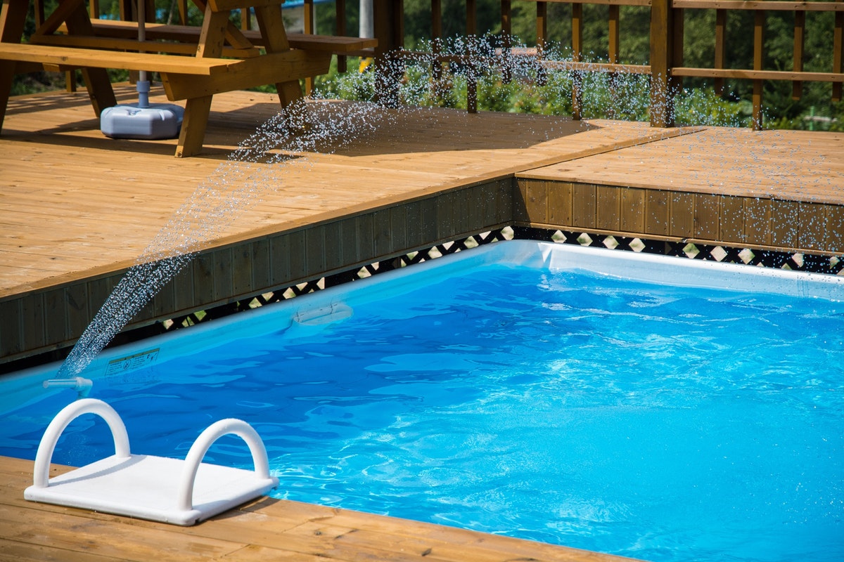 What You Need to Know About Covering Your Pool for Winter