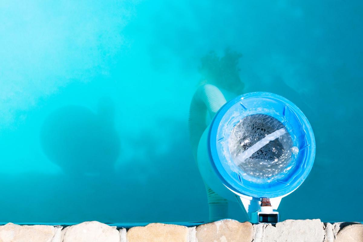 Five Things Every Pool Owner Should Know About Pool Cleaning
