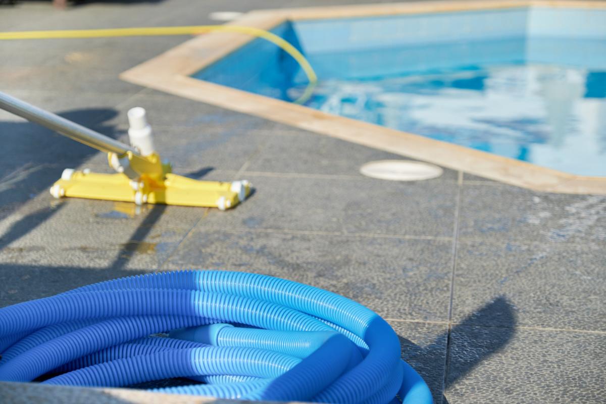 Four Simple Steps to Maintain Your Florida Pool